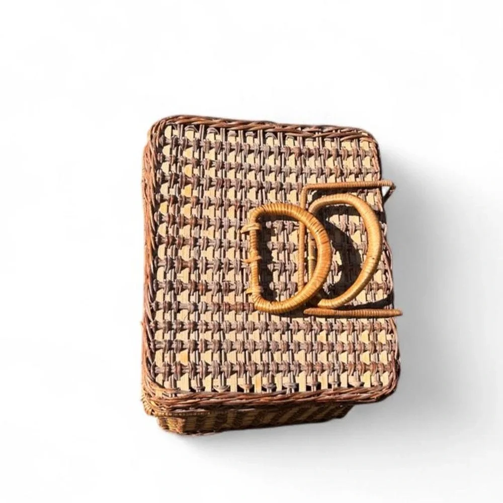 The Unbranded Brand style profile
