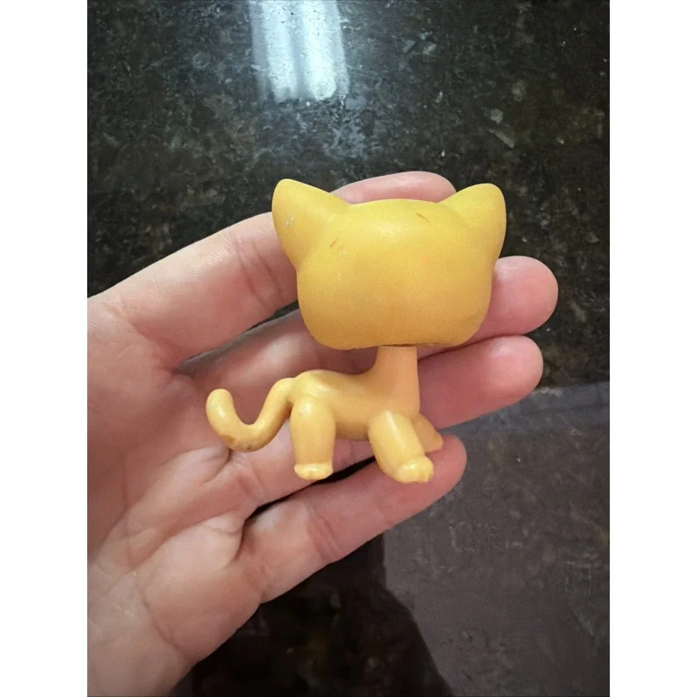 Littlest Pet Shop - LPS - Shorthair Cat Orange Blue Eyes #71 - Hasbro 2004