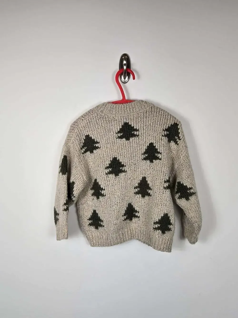 H&M woodland tree