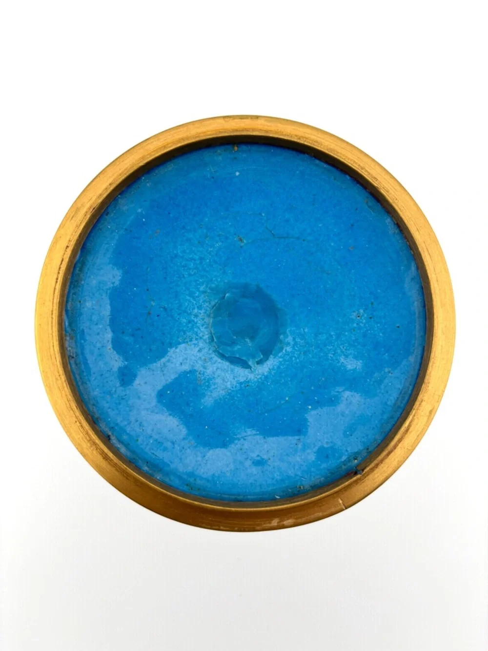 N/A vintage round