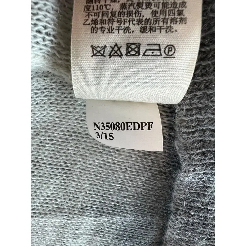 DKNY Pure size shoulders
