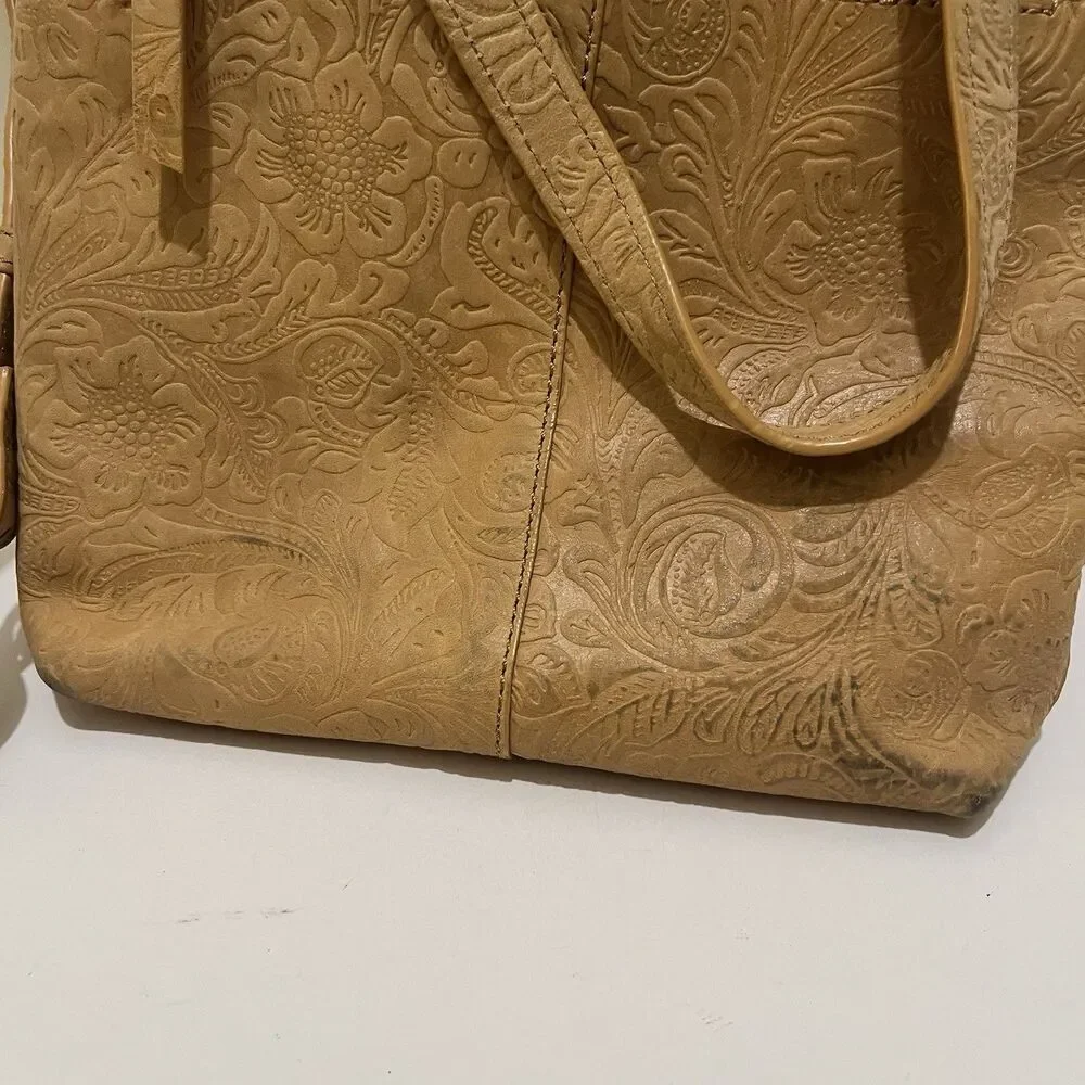 Steven by Steve Madden questions floral material