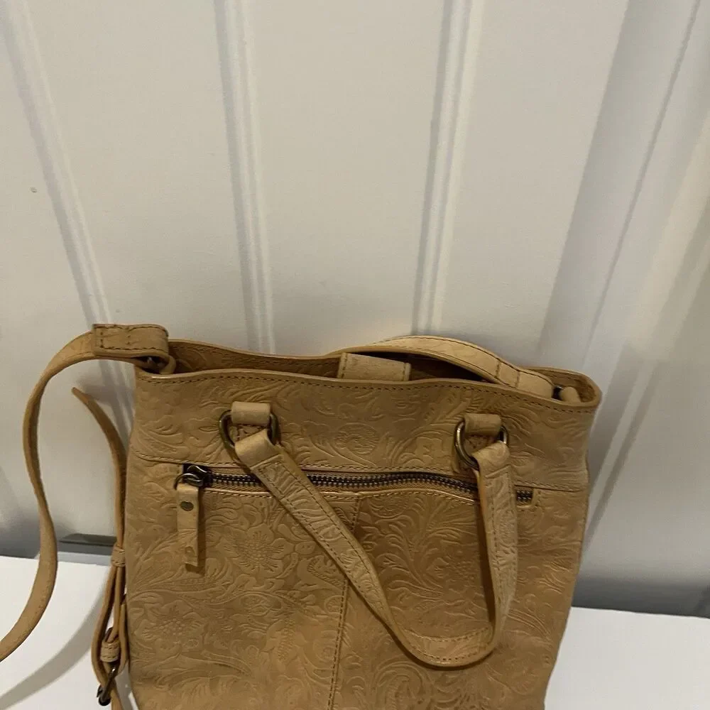 Steven by Steve Madden embossed all material