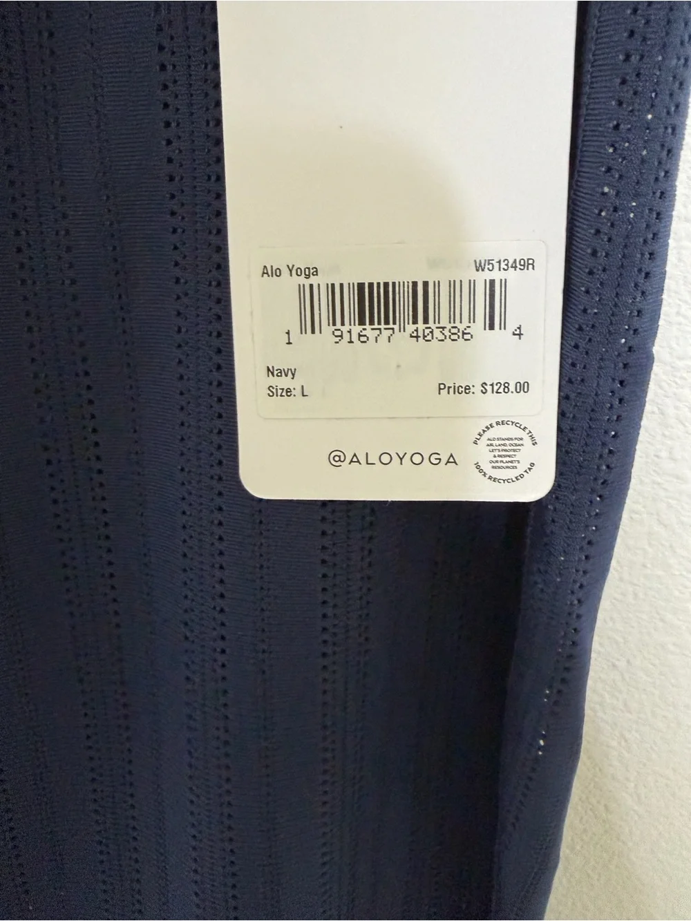 ALO Yoga new tags