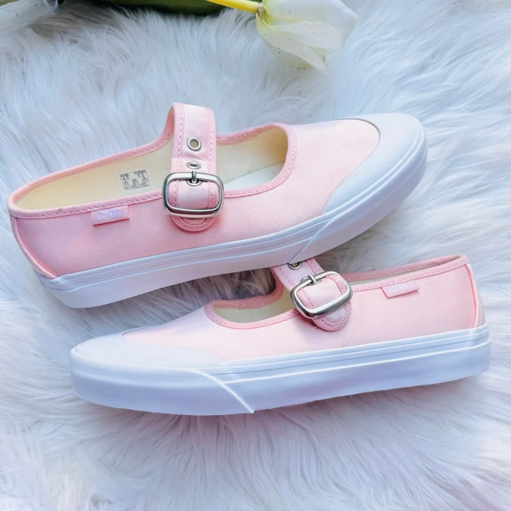 NEW | Vans Mary Jane Style 93 Sneakers