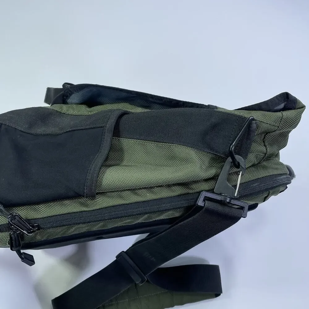 Timbuk2 bag preowned