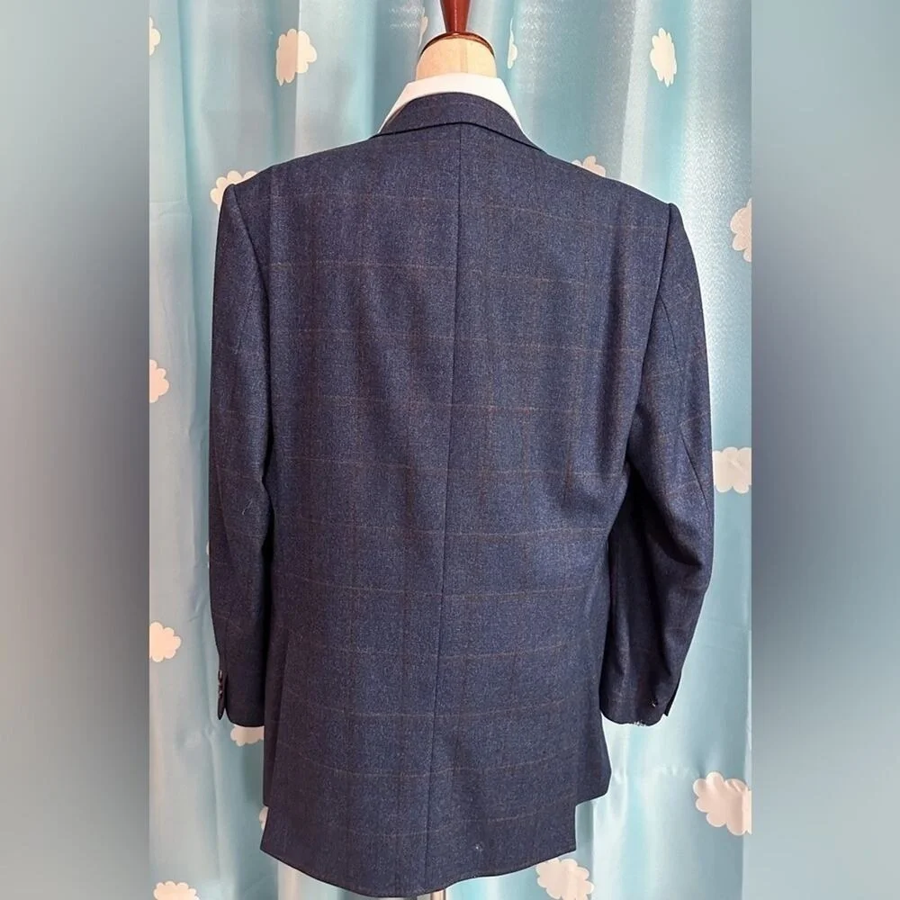 Bruno Piattelli windowpane wool Sportcoat. 43L