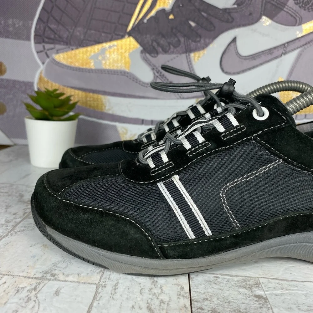 Dansko size 37