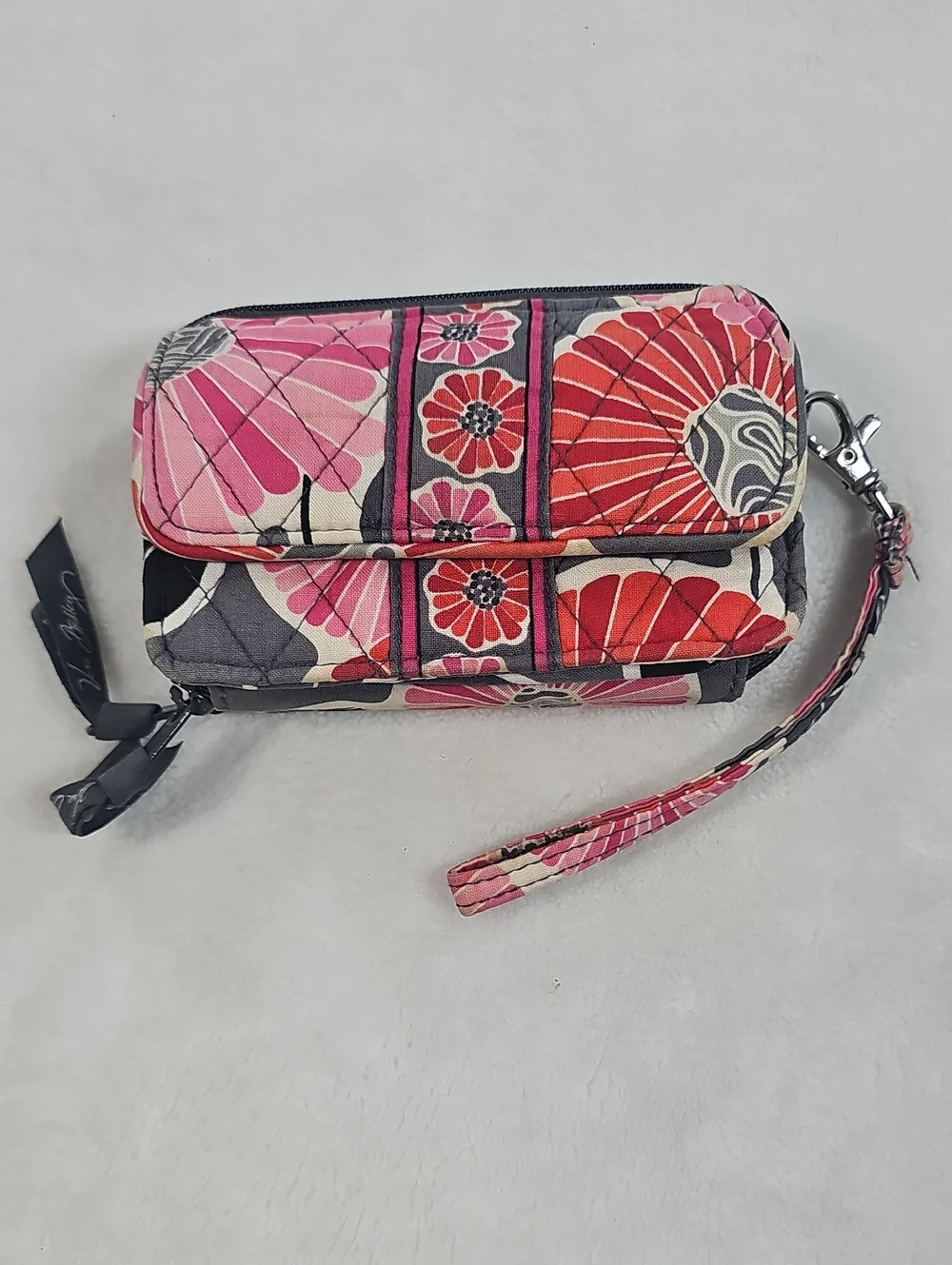 Vera Bradley Rhythm and Blues‎ All In One Crossbody Wallet Wristlet Floral Quilt