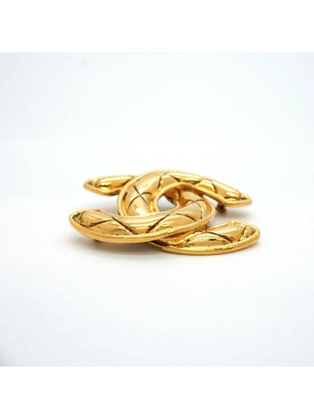 Chanel brooch vintage