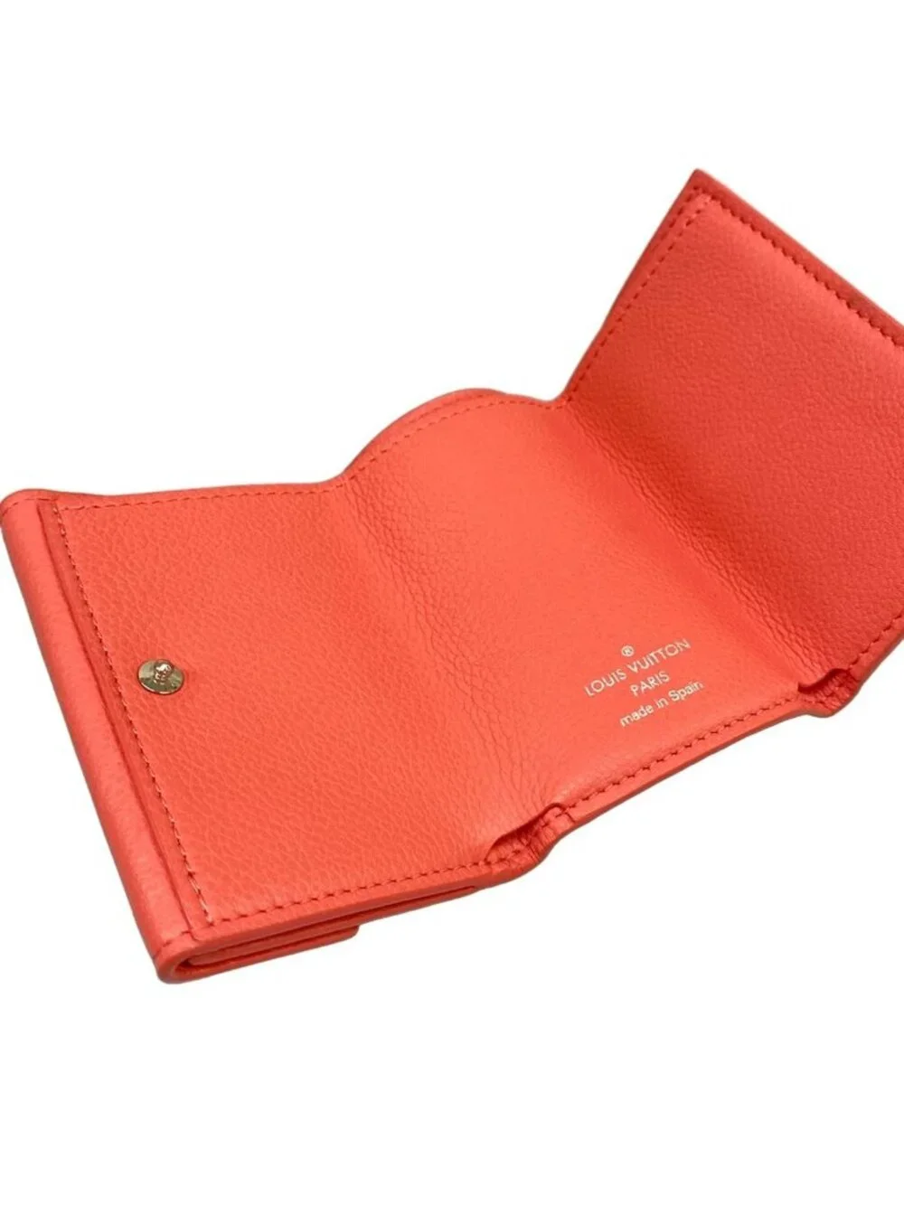 Louis Vuitton category trifold