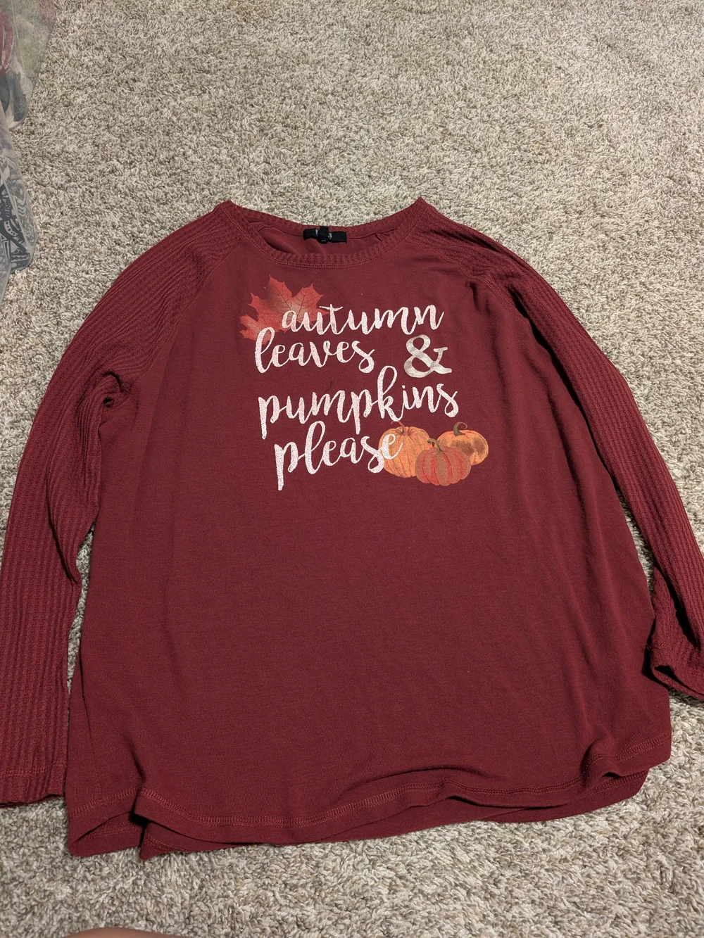 Women's Burgundy Fall Graphic Long-Sleeve Tee - Autumn Leaves & Pumpkins