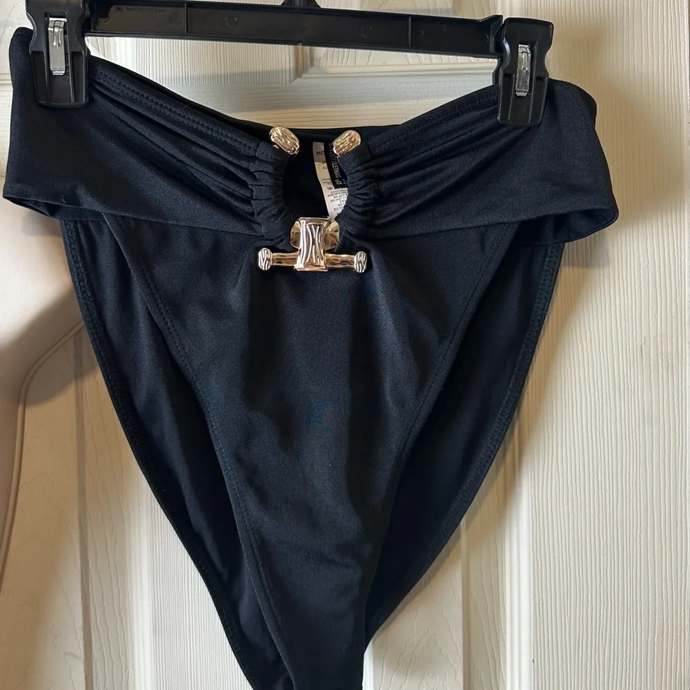 PrettyLittleThing strapless black