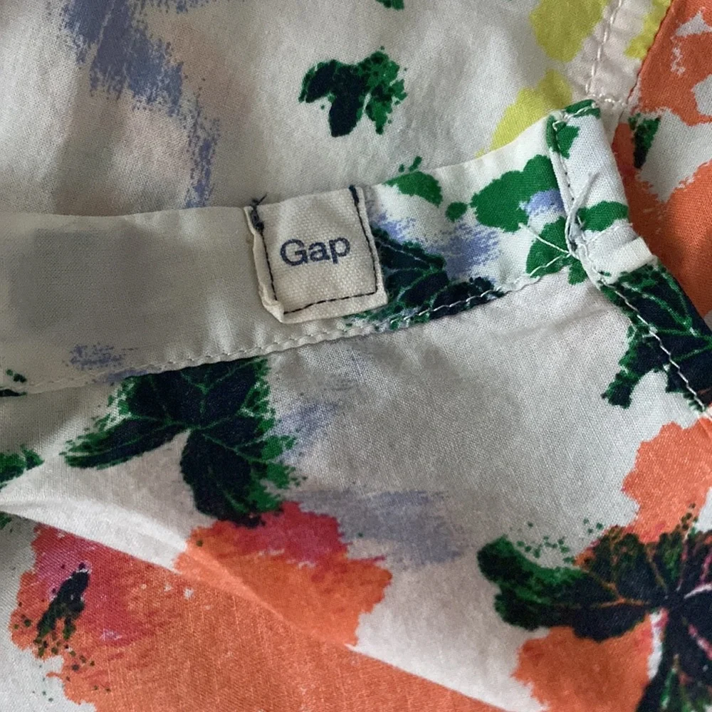 GAP shrunken boyfriend