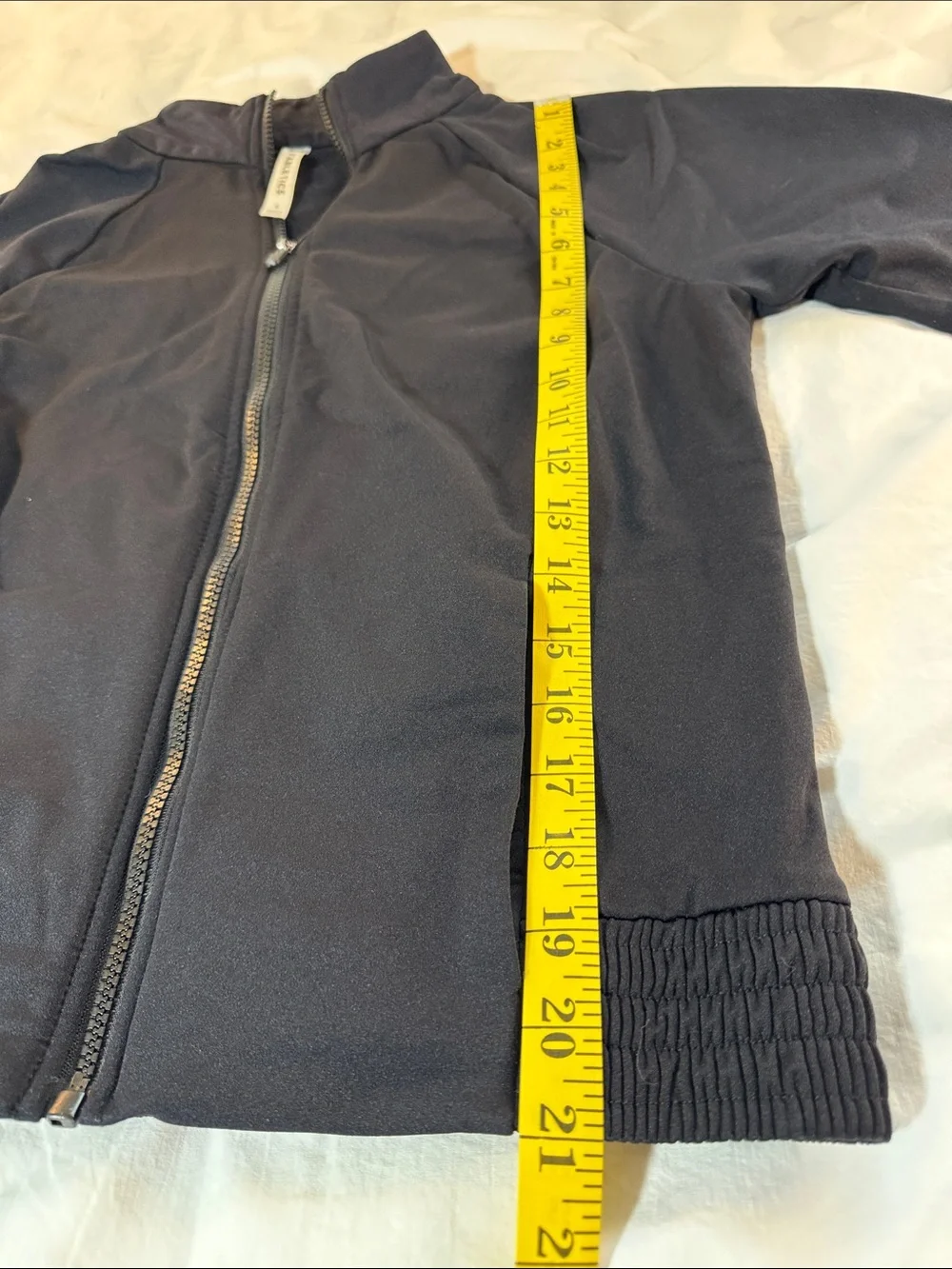 Fabletics streamlined black
