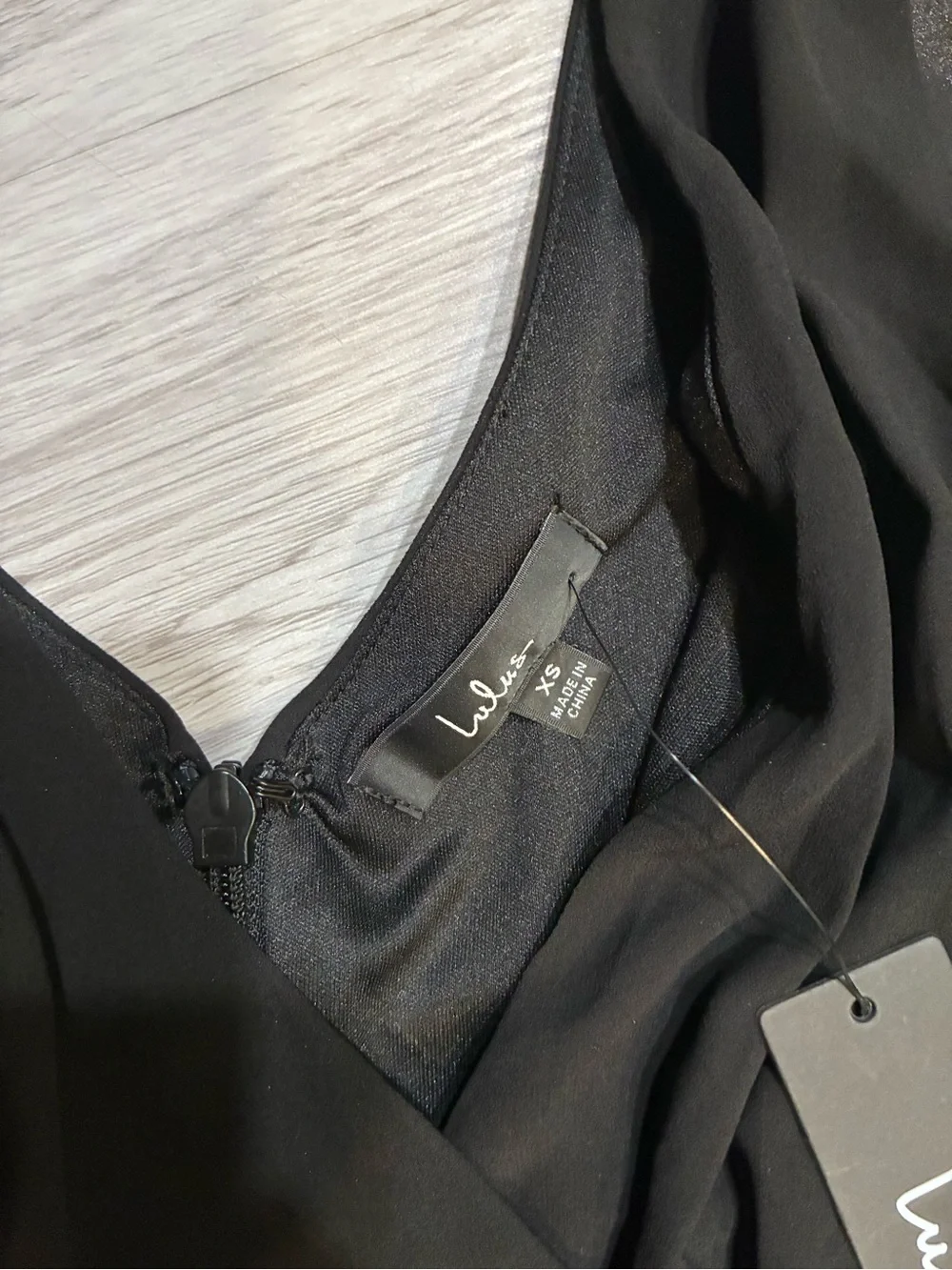 Lulus flowing black