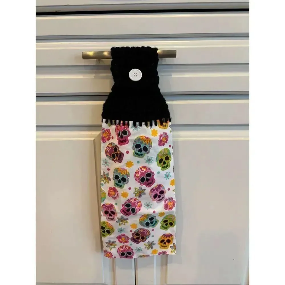 Crochet Top Kitchen Towel- Small skulls